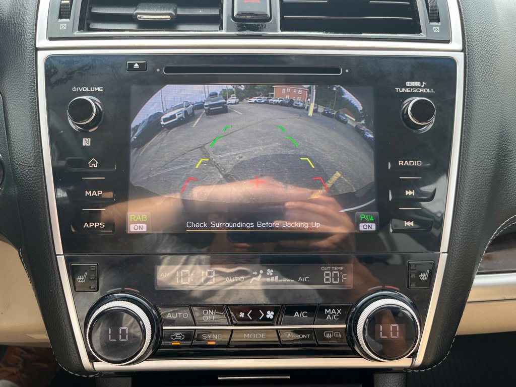 Used 2018 Subaru Outback 3.6R Limited AWD/4WD image 21