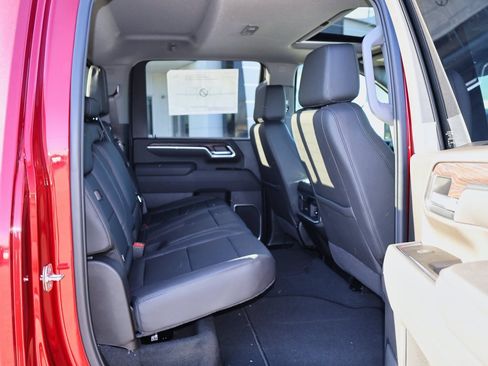 New 2026 GMC Sierra 2500 SLT w/ SLT Premium Package image 29