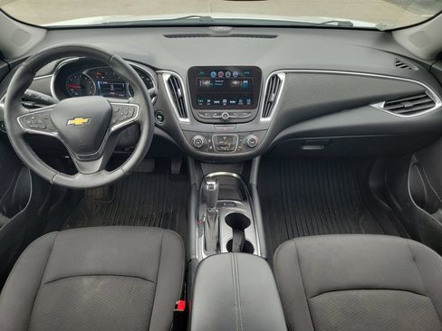 Used 2016 Chevrolet Malibu LT FWD image 8