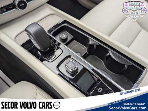 Certified 2023 Volvo XC60 B5 Plus w/ Climate Package image 16