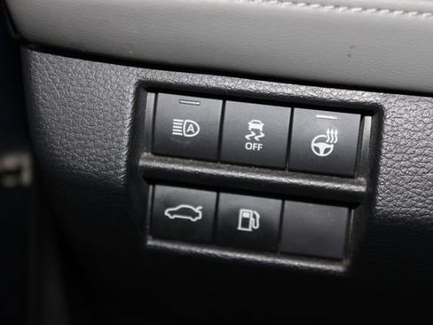 Used 2019 Toyota Avalon Limited w/ All Weather Liner Package FWD image 24