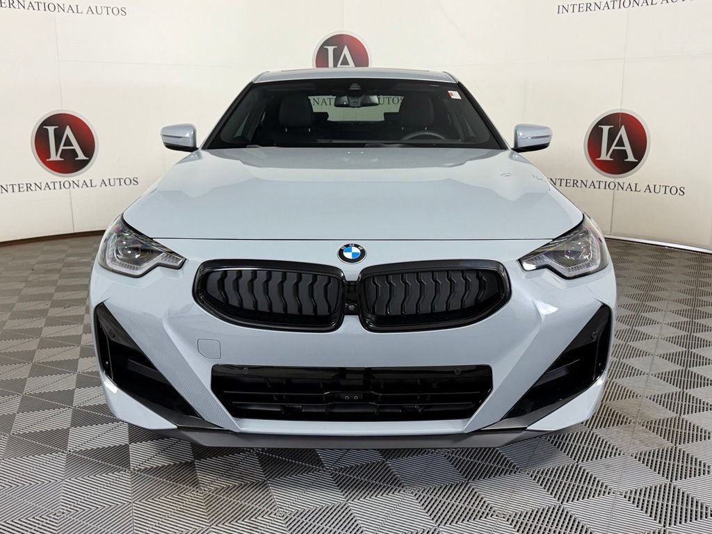Used 2025 BMW 230i xDrive Coupe w/ M Sport Package AWD/4WD image 2