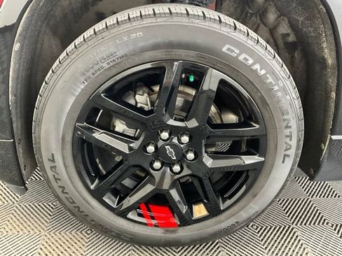Used 2022 Chevrolet Traverse Premier w/ Redline Edition AWD/4WD image 26
