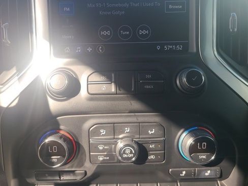 Used 2021 Chevrolet Silverado 1500 RST image 27