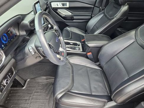 Used 2023 Ford Explorer ST w/ Equipment Group 401A AWD/4WD image 15