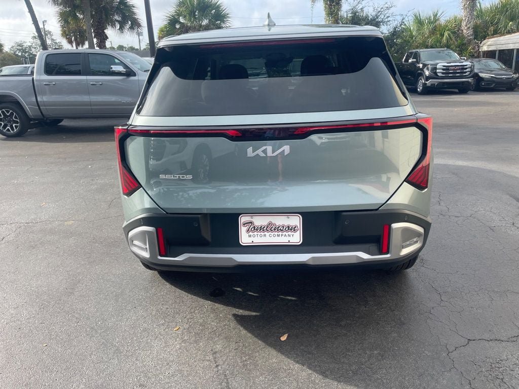 Used 2027 Kia Seltos S FWD image 4