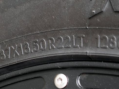 Used 2019 Ford F250 Lariat w/ Chrome Package image 44