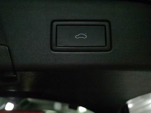 Used 2021 Volkswagen ID.4 Pro S image 40