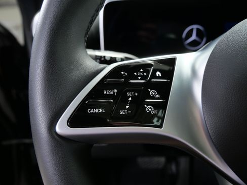Certified 2026 Mercedes-Benz GLC 300 4MATIC image 24