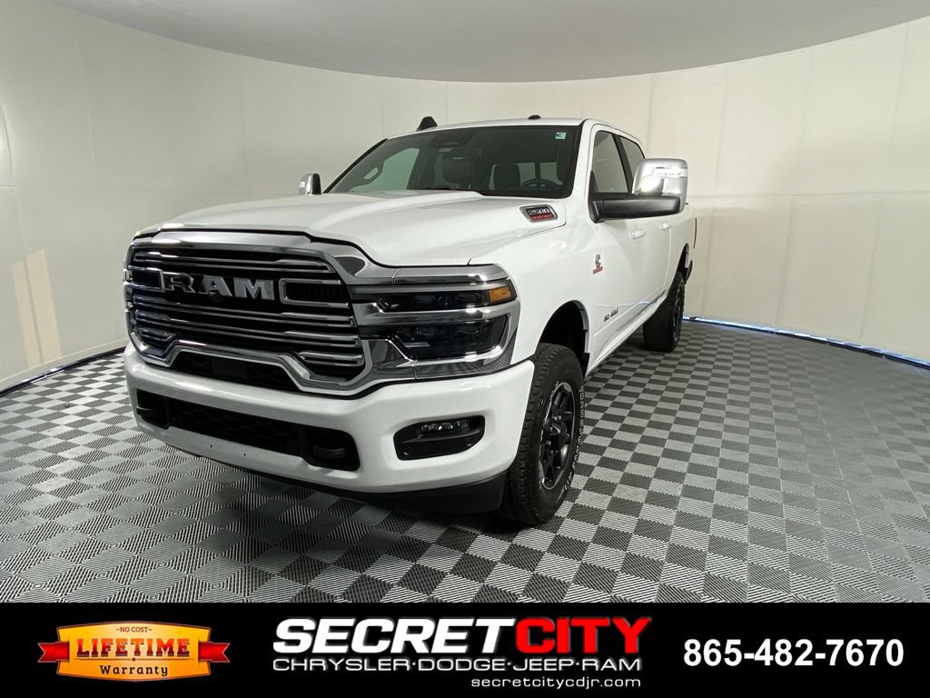 Used 2026 RAM 2500 Laramie AWD/4WD image 3