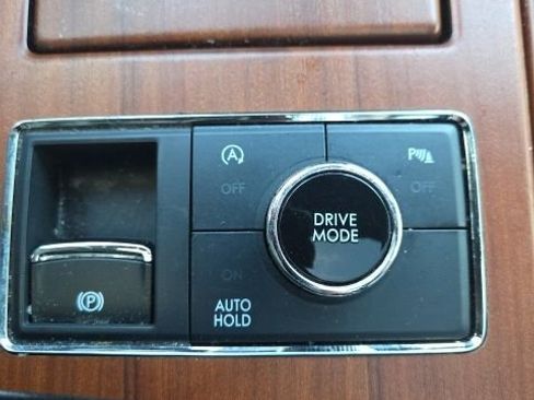 Used 2019 Lincoln Navigator L Select image 41