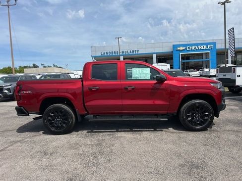 New 2026 Chevrolet Colorado W/T AWD/4WD image 2