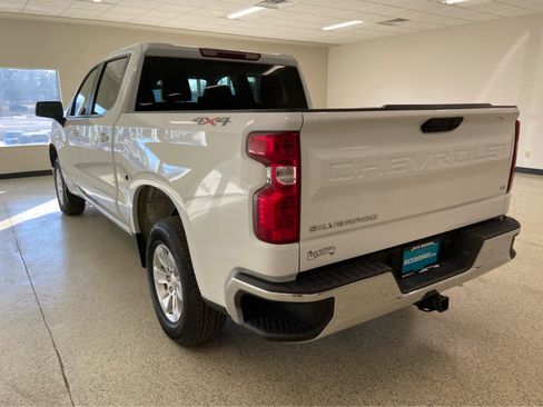 Used 2025 Chevrolet Silverado 1500 LT image 10