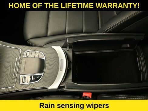 Used 2022 Mercedes-Benz GLC 300 GLC 300 image 32