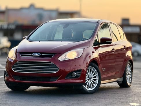 Used 2016 Ford C-MAX Energi SEL w/ Equipment Group 302A FWD image 1