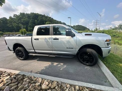 Used 2026 RAM 2500 Big Horn AWD/4WD image 15