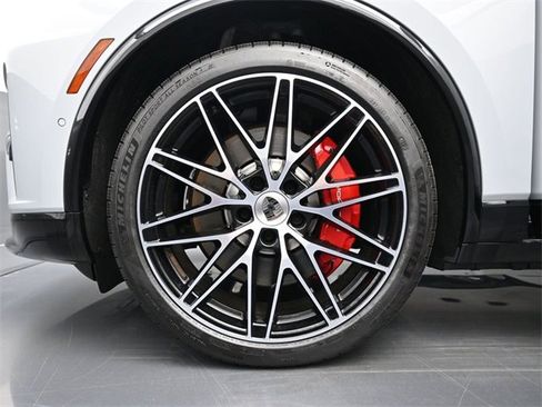 New 2025 Porsche Macan Turbo Electric image 6