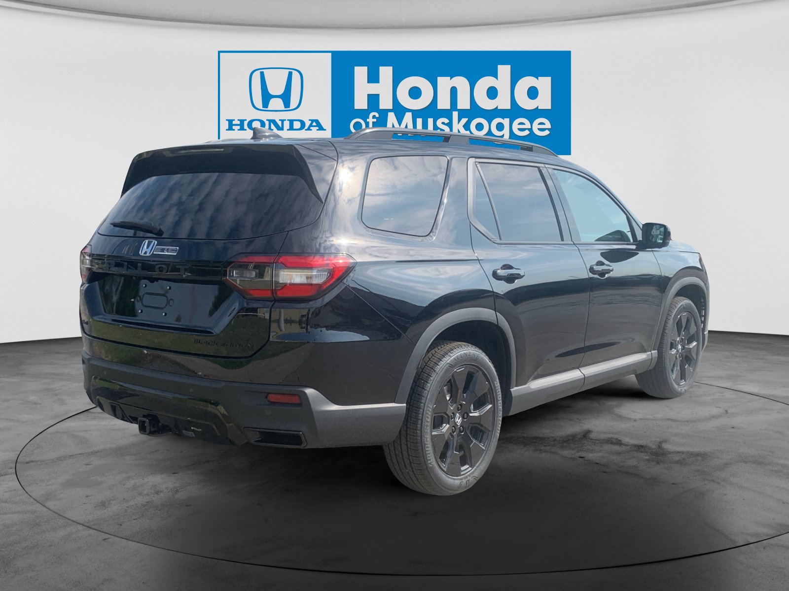 New 2026 Honda Pilot Black Edition image 5