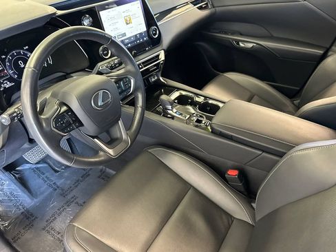 Used 2024 Lexus RX 350 FWD image 10