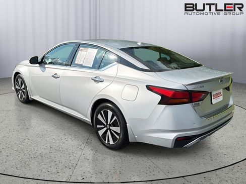 Used 2022 Nissan Altima 2.5 SL FWD image 4