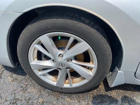 Used 2015 Nissan Altima 2.5 SV w/ Convenience Package FWD image 16