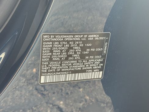 Used 2021 Volkswagen Atlas SE w/ Panoramic Sunroof Package FWD image 30