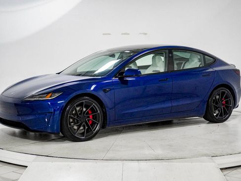 Used 2025 Tesla Model 3 Performance AWD/4WD image 3