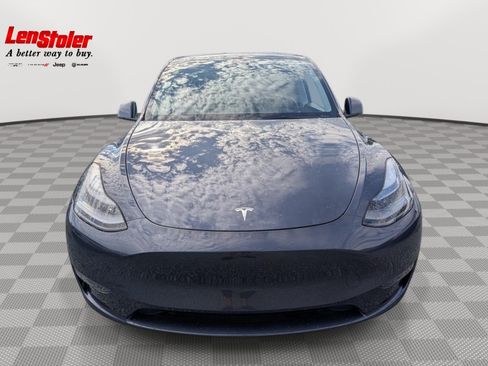 Used 2023 Tesla Model Y Long Range AWD/4WD image 8