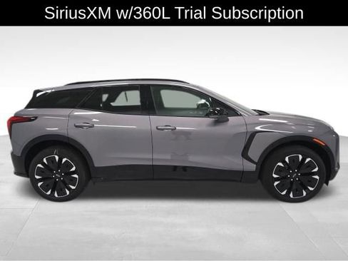 New 2025 Chevrolet Blazer EV RS image 7