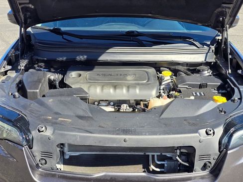 Used 2021 Jeep Cherokee Latitude Plus image 27