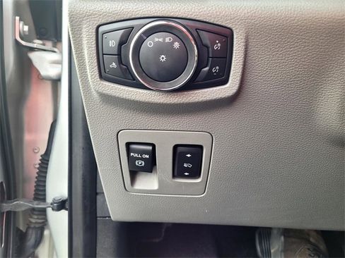 Used 2015 Ford F150 XLT w/ Equipment Group 301A Mid image 19