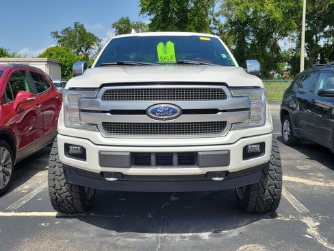 Used 2018 Ford F150 Platinum w/ Equipment Group 701A Luxury AWD/4WD image 2