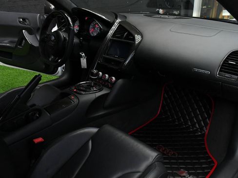 Used 2010 Audi R8 V10 AWD/4WD image 42