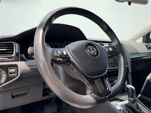 Used 2017 Volkswagen Golf SEL FWD image 49