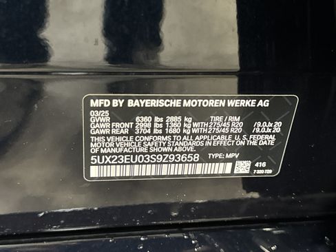 Used 2025 BMW X5 xDrive40i w/ M Sport Package AWD/4WD image 38