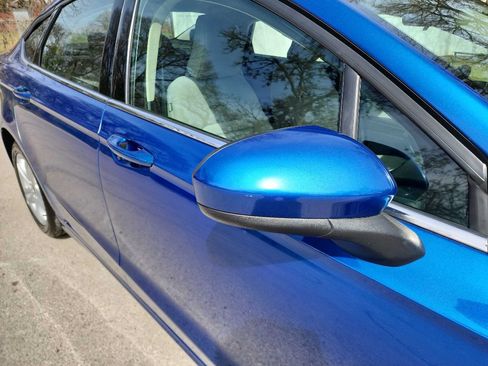 Used 2018 Ford Fusion S image 12