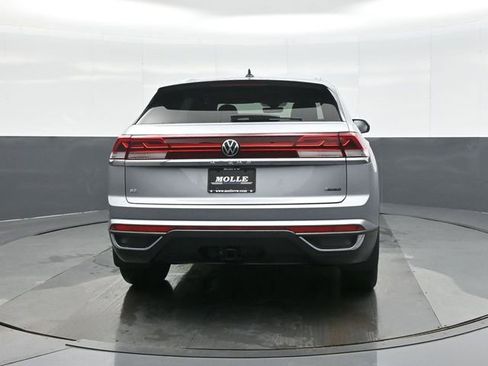 New 2026 Volkswagen Atlas Cross Sport SE image 6