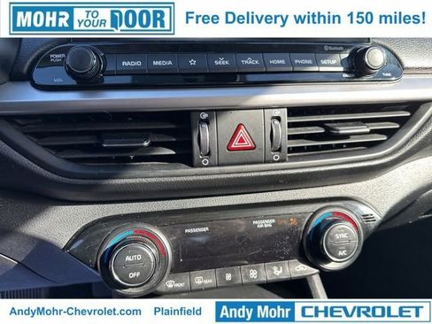 Used 2019 Kia Forte LXS image 17