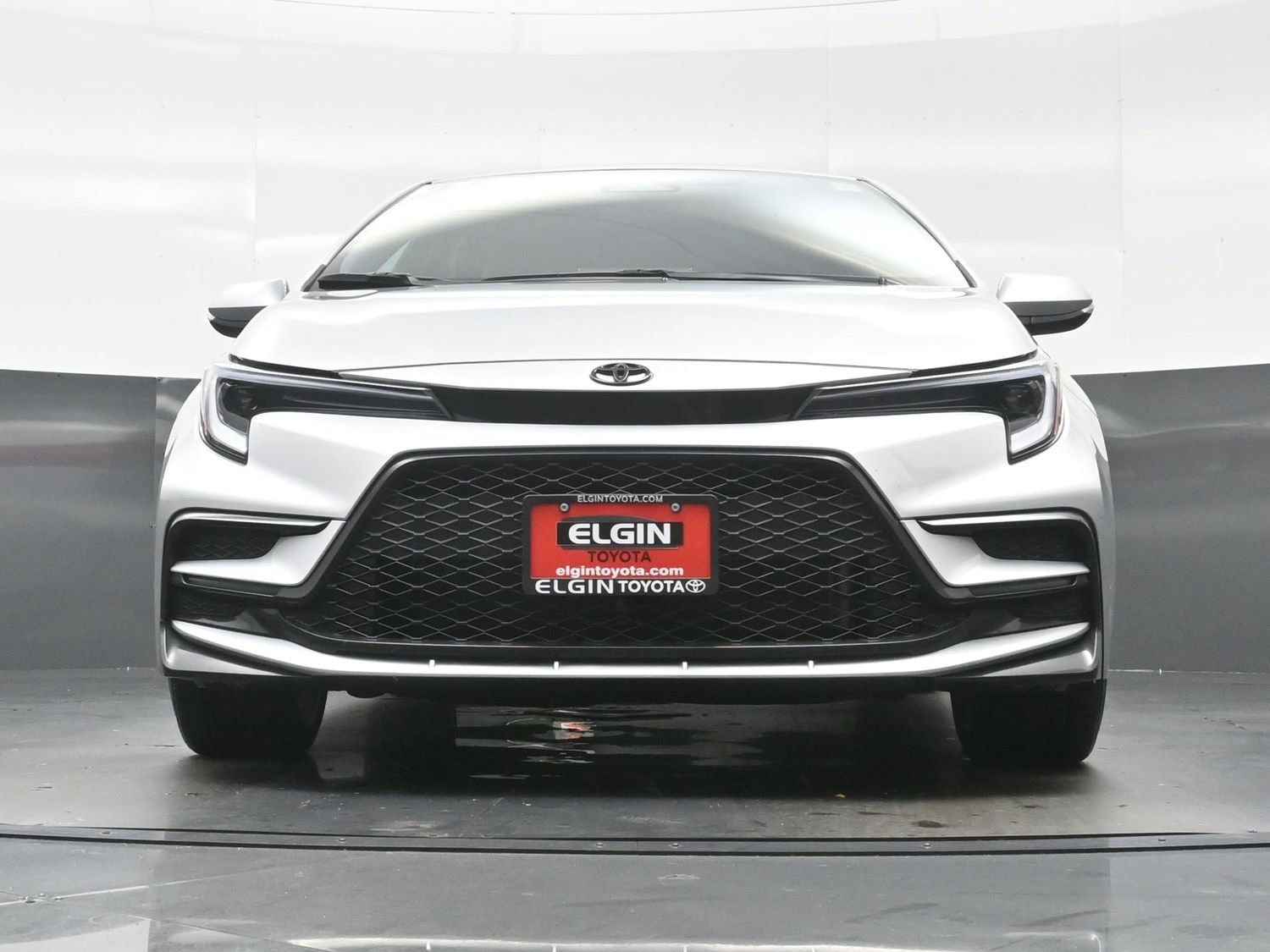 Used 2025 Toyota Corolla SE w/ SE Premium Package FWD image 27