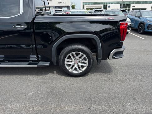 Used 2022 GMC Sierra 1500 SLT w/ SLT Premium Package AWD/4WD image 22