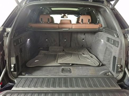Used 2020 BMW X5 xDrive40i w/ M Sport Package image 29
