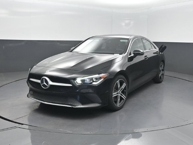 Used 2020 Mercedes-Benz CLA 250 w/ Premium Package image 2