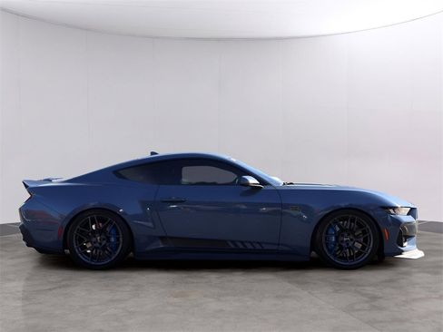 Used 2024 Ford Mustang GT Premium image 4