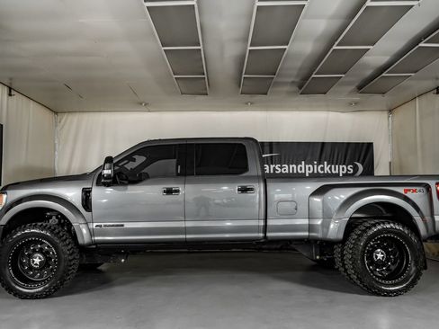 Used 2022 Ford F450 Platinum w/ FX4 Off-Road Package AWD/4WD image 11