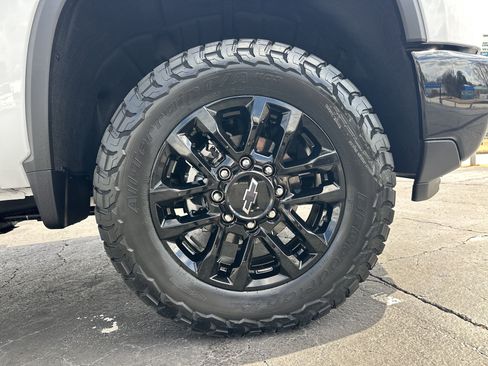 New 2026 Chevrolet Silverado 2500 LT w/ Trail Boss Package AWD/4WD image 14