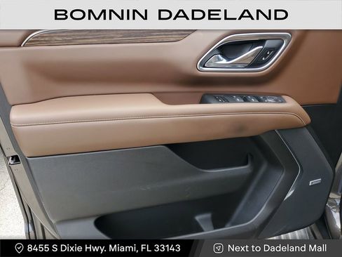 Used 2021 Chevrolet Tahoe High Country w/ Premium Package image 16