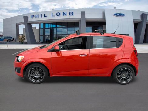 Used 2012 Chevrolet Sonic LTZ FWD image 2