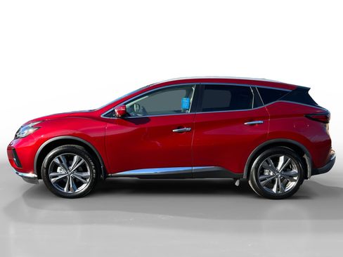 Used 2023 Nissan Murano Platinum w/ Cargo Package image 2