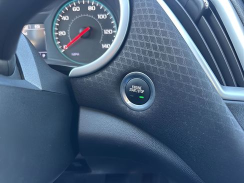 Used 2024 Chevrolet Malibu LT image 21