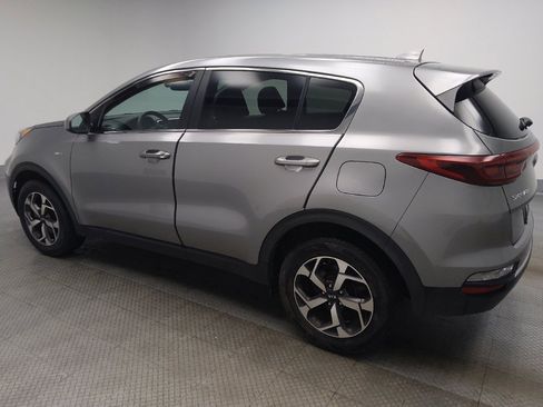 Used 2020 Kia Sportage LX AWD/4WD image 3